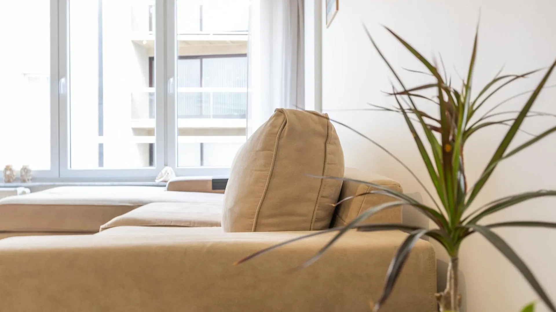Miramar - Garage Available Apartment Ostend